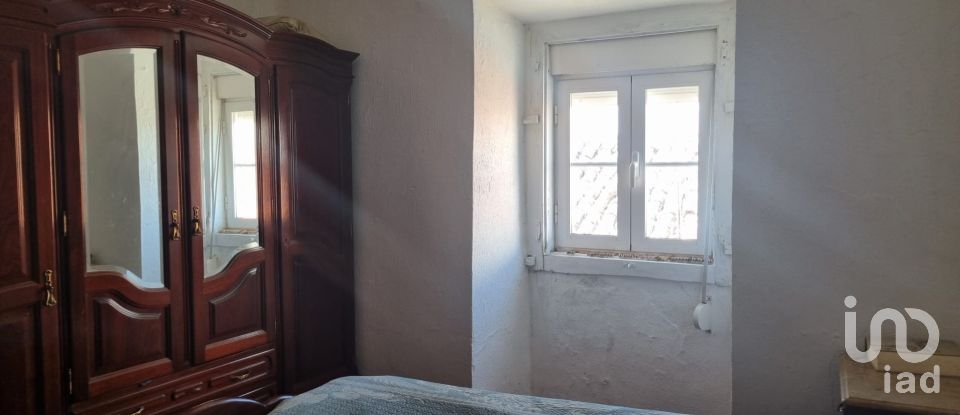 Traditional house T6 in Nossa Senhora da Graça de Póvoa e Meadas of 216 m²