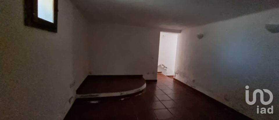 Traditional house T6 in Nossa Senhora da Graça de Póvoa e Meadas of 216 m²