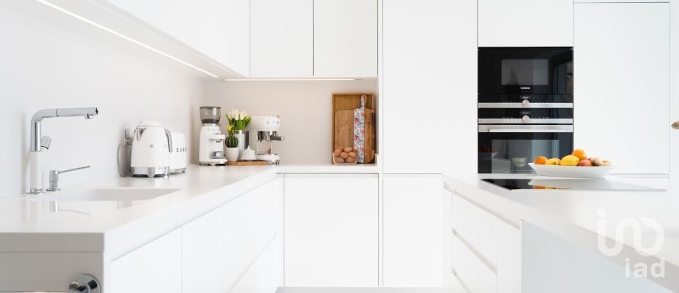 Casa T4 em Nazaré de 421 m²