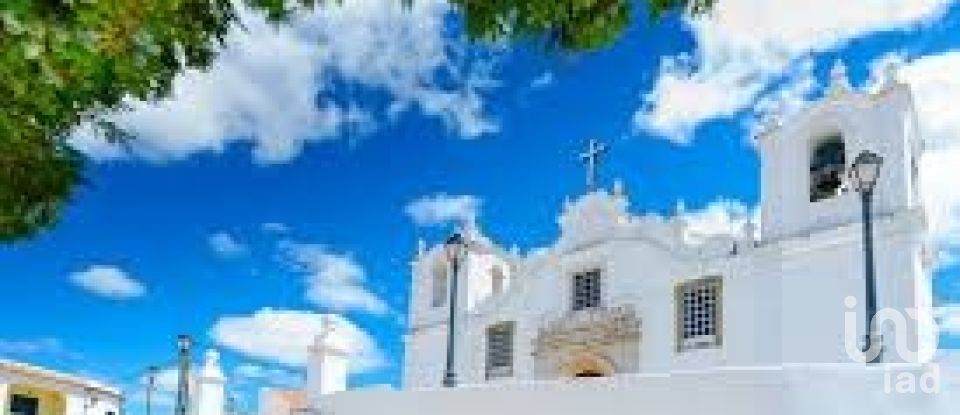 Habitação T4 em Estômbar e Parchal de 168 m²