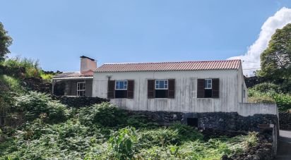 Gîte T3 à Lajes do Pico de 100 m²