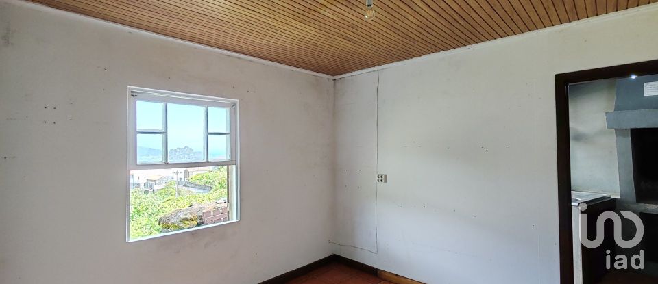 Casa T3 em Lajes do Pico de 100 m²