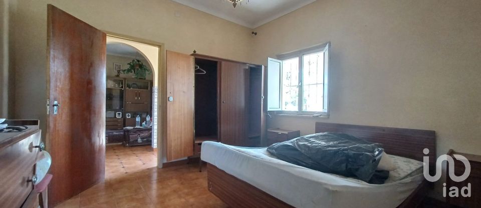 Village house T3 in Rio de Moinhos of 127 m²