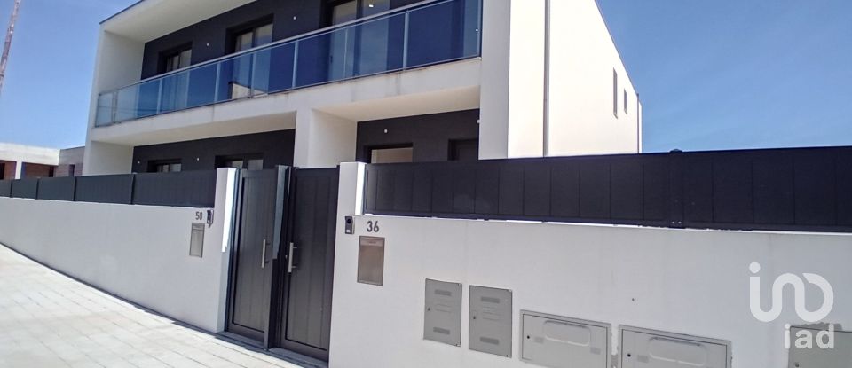 Apartment T3 in Campo e Sobrado of 267 m²