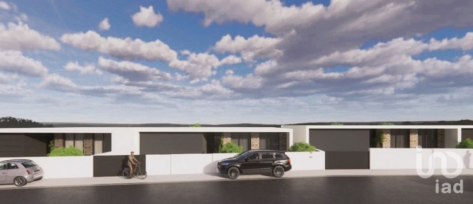 House T3 in Mazarefes E Vila Fria of 184 m²