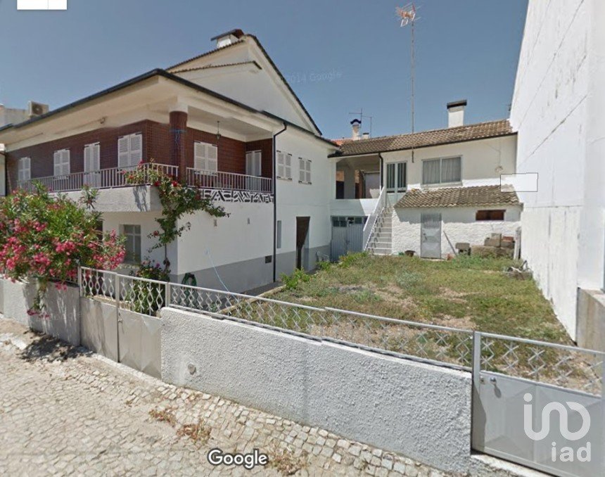 Casa de Campo T0 em Lagoaça e Fornos de 126 m²