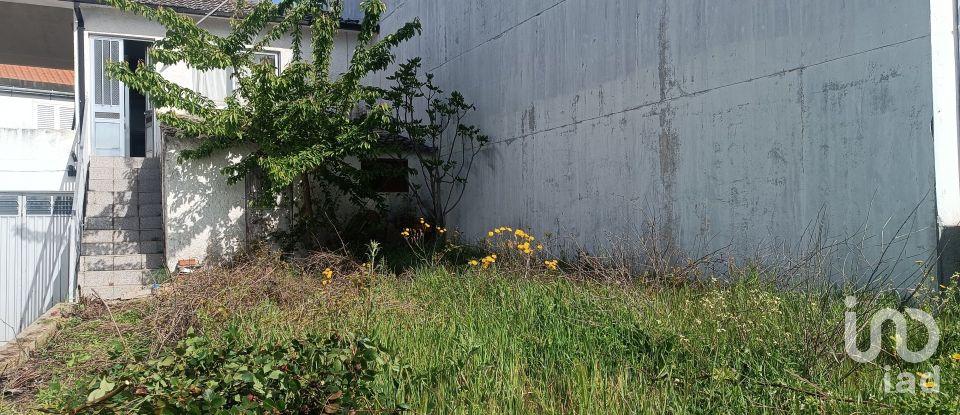 Casa de Campo T0 em Lagoaça e Fornos de 126 m²