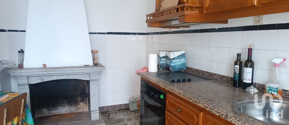 Casa de Campo T0 em Lagoaça e Fornos de 126 m²