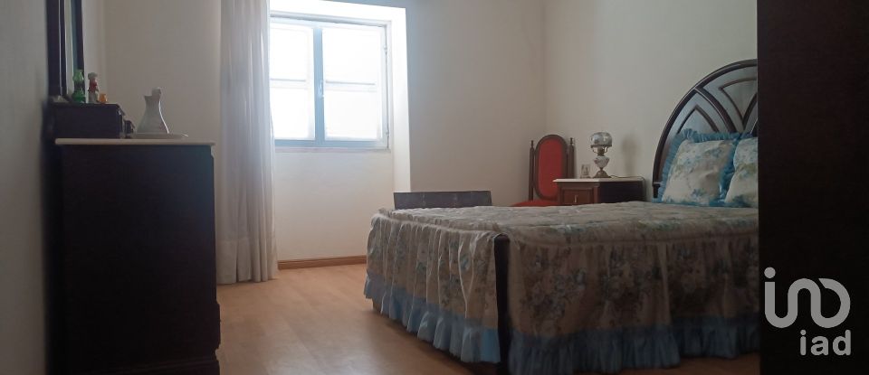 Casa de Campo T0 em Lagoaça e Fornos de 126 m²