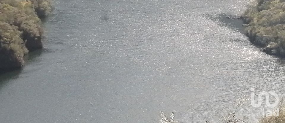 Casa de Campo T0 em Lagoaça e Fornos de 126 m²