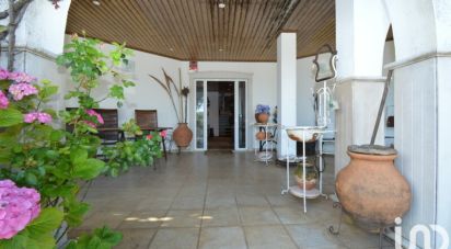 Maison de village T5 à Castanheira de Pêra e Coentral de 381 m²