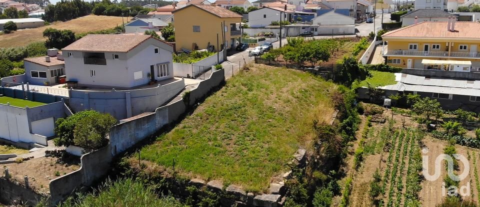 Terreno urbano em Lourinhã e Atalaia de 630 m²