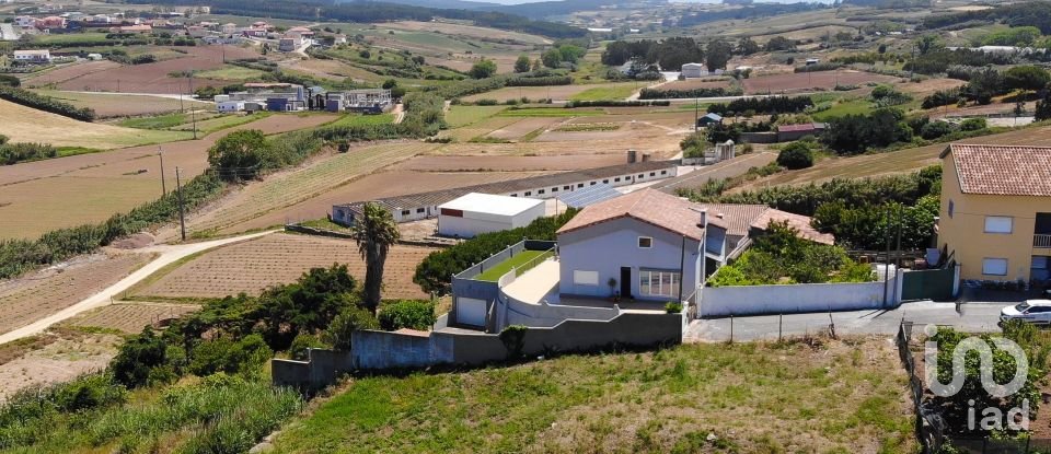 Terreno urbano em Lourinhã e Atalaia de 630 m²