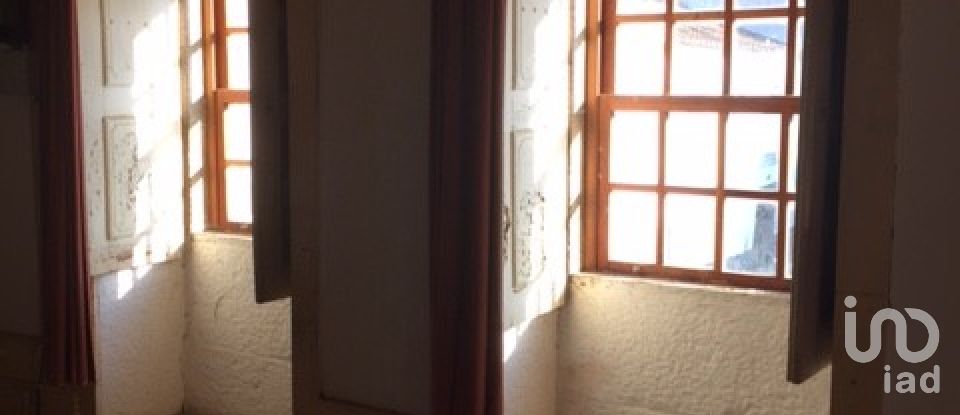 Traditional house T3 in Louredo e Fornelos of 307 m²
