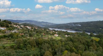 Maison T3 à Couto de Esteves de 130 m²