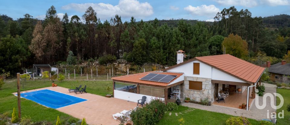 House T3 in Couto de Esteves of 130 m²