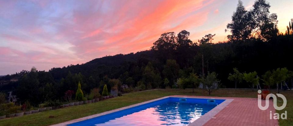 House T3 in Couto de Esteves of 130 m²