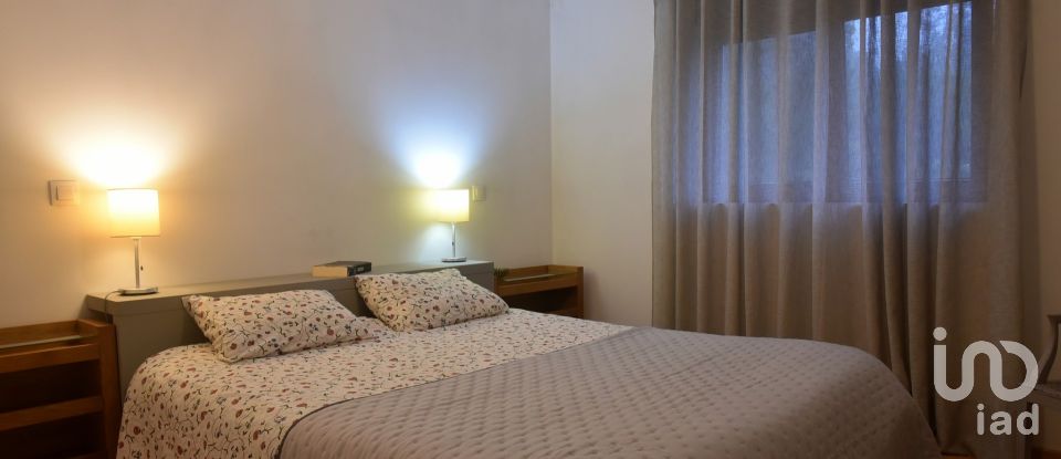 House T3 in Couto de Esteves of 130 m²