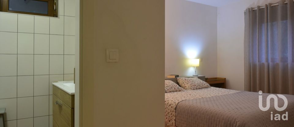 House T3 in Couto de Esteves of 130 m²