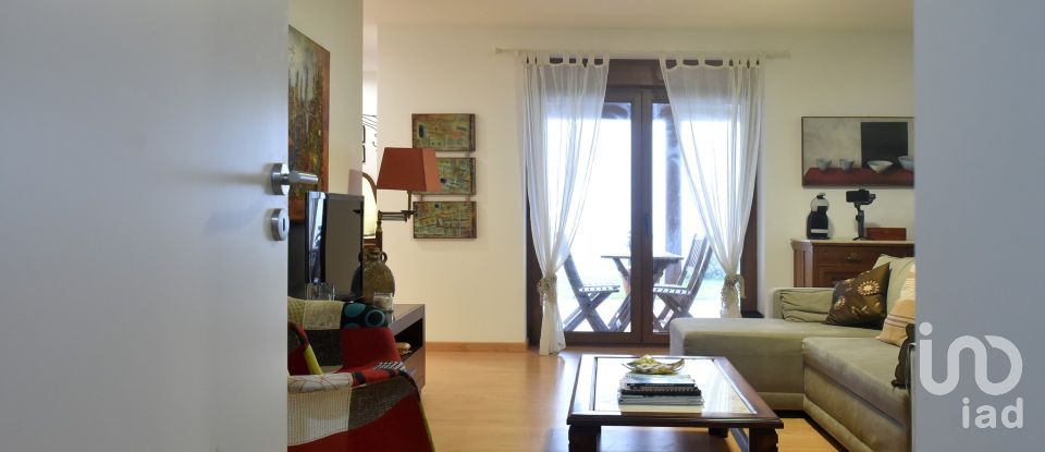 House T3 in Couto de Esteves of 130 m²