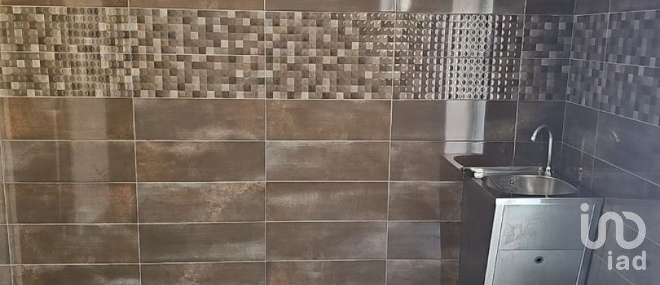 Loja / Estabelecimento Comercial em Gaeiras de 248 m²