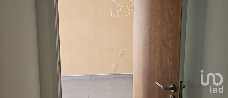 Loja / Estabelecimento Comercial em Gaeiras de 248 m²