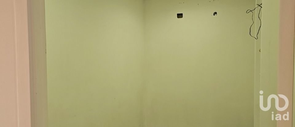 Loja / Estabelecimento Comercial em Gaeiras de 248 m²