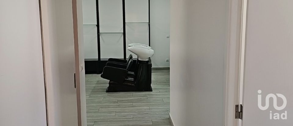 Loja / Estabelecimento Comercial em Gaeiras de 248 m²