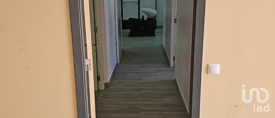 Loja / Estabelecimento Comercial em Gaeiras de 248 m²