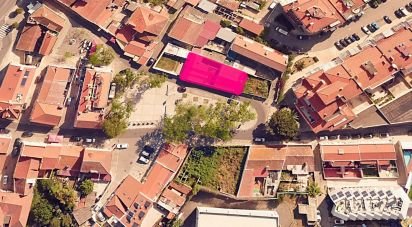 Terrain à bâtir à São Domingos De Benfica de 275 m²