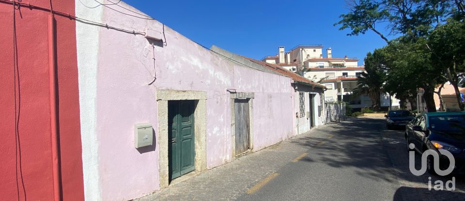 Terrain à bâtir à São Domingos De Benfica de 275 m²