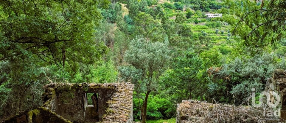 Maison de village T2 à Freigil e Miomães de 60 m²