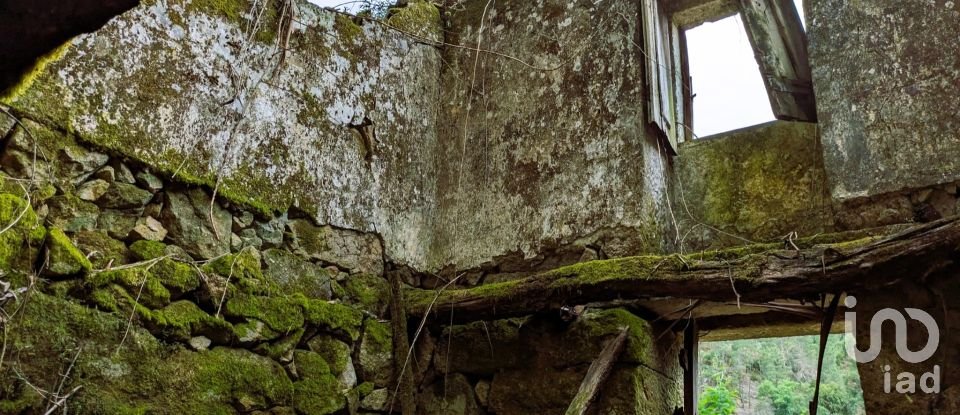 Maison de village T2 à Freigil e Miomães de 60 m²