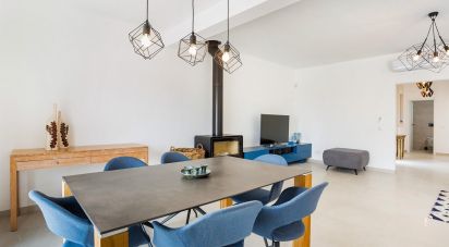 House T4 in Quarteira of 296 m²