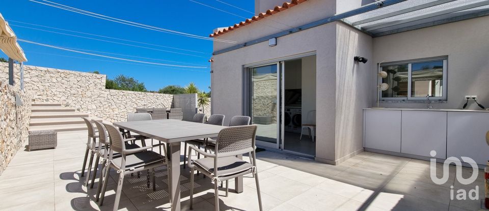 Maison T4 à Quarteira de 296 m²