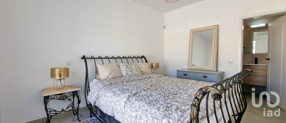 Maison T4 à Quarteira de 296 m²