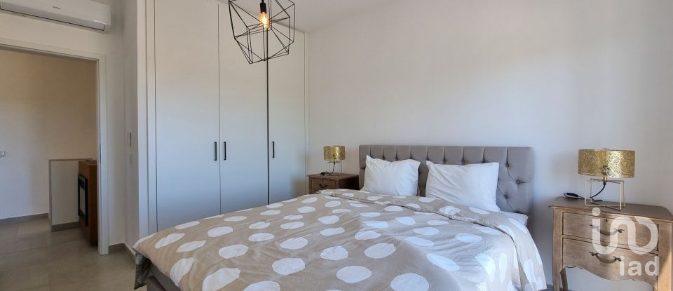 Maison T4 à Quarteira de 296 m²