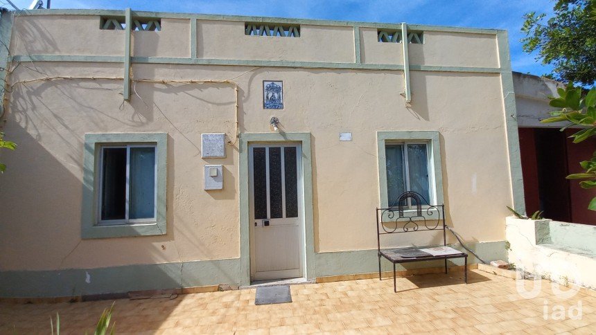 Maison traditionnelle T2 à Loulé (São Clemente) de 165 m²