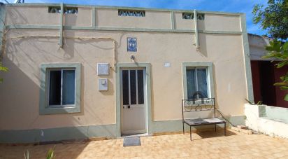 Maison traditionnelle T2 à Loulé (São Clemente) de 165 m²