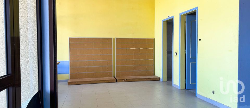 Boutique/Local commercial à Vieira de Leiria de 101 m²