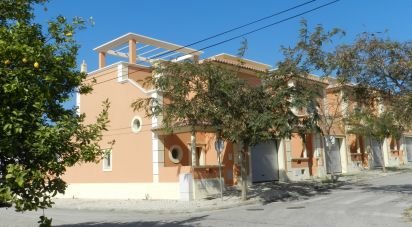 House T3 in Moncarapacho e Fuseta of 159 m²