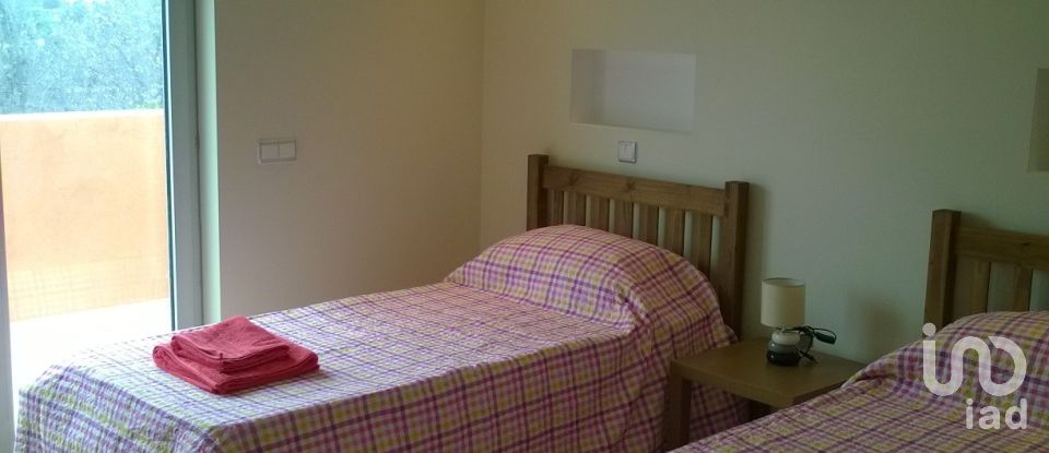 Moradia T3 em Moncarapacho e Fuseta de 159 m²