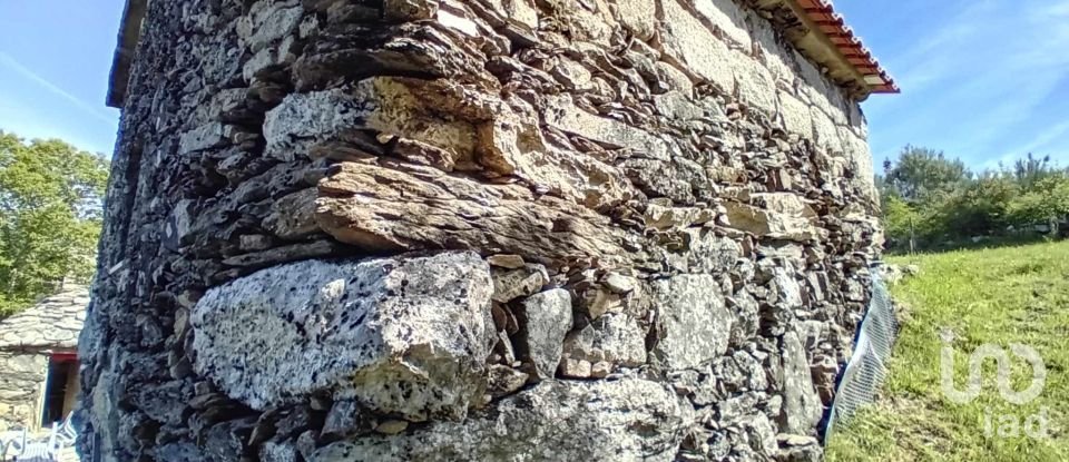 Moradia T1 em Riba de Mouro de 60 m²