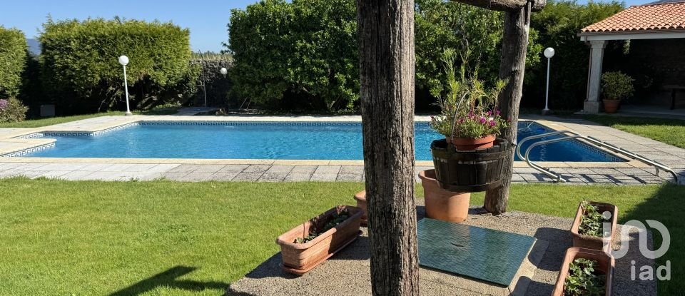 Farm T18 in Cerdal of 912 m²