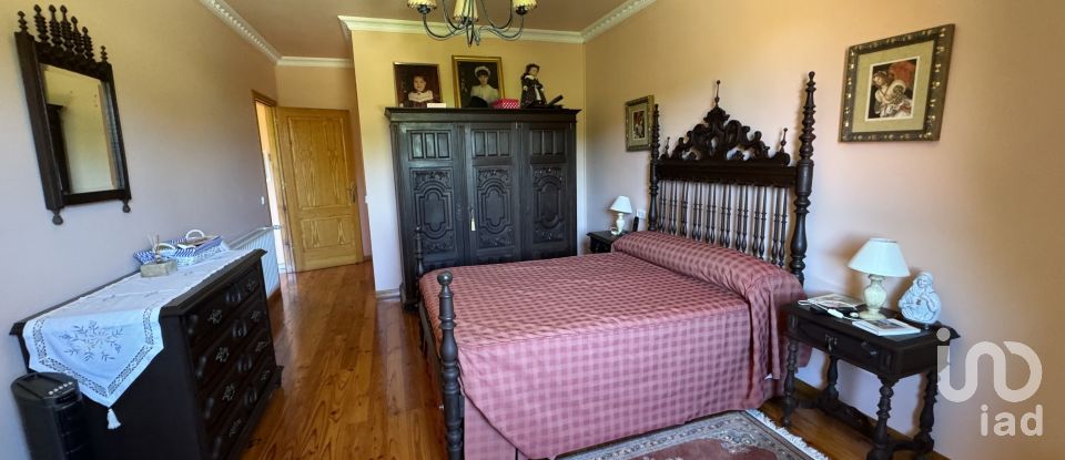 Farm T18 in Cerdal of 912 m²