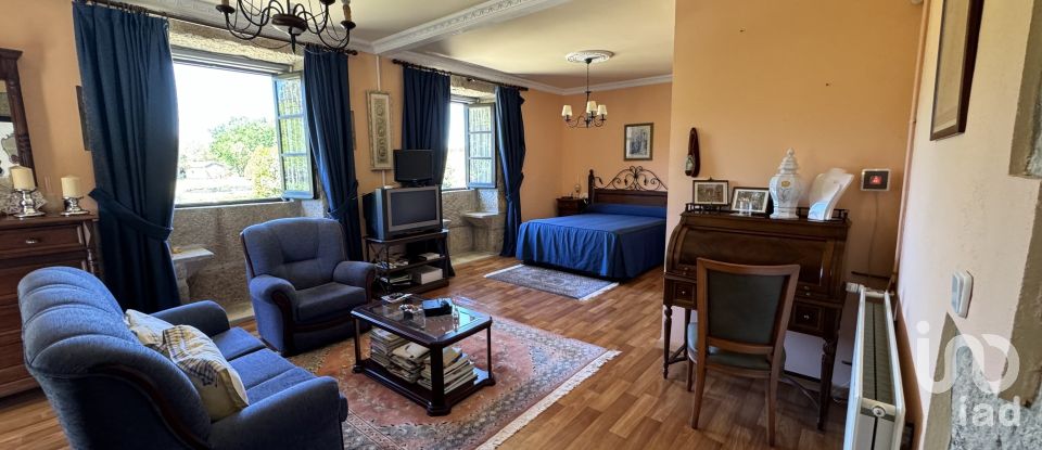 Farm T18 in Cerdal of 912 m²