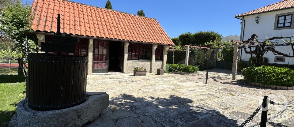 Farm T18 in Cerdal of 912 m²