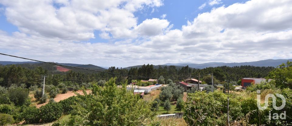 Lodge T3 in Lamas of 168 m²