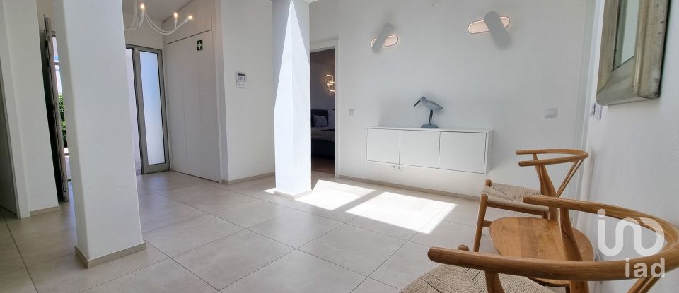 Maison T4 à Quarteira de 158 m²