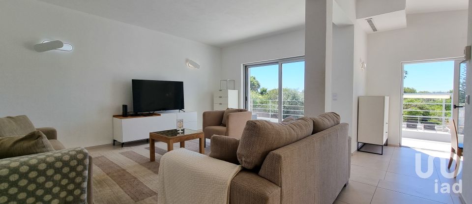 Maison T4 à Quarteira de 158 m²